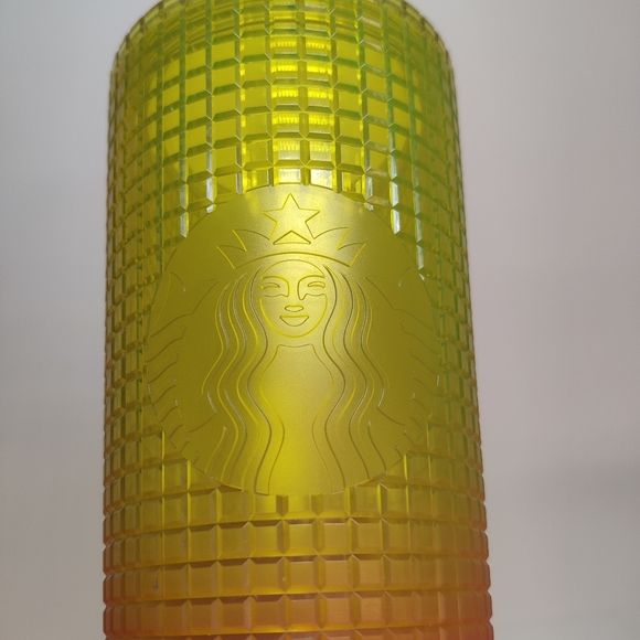 NEW Starbucks Tumbler Grid Texture Large Venti 24 oz Pink Yellow Straw 2022 - Picture 4 of 10